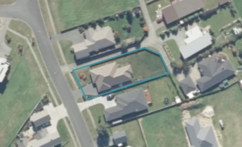 79 Montgomery Crescent, Kinloch, Taupō - Carousel 1