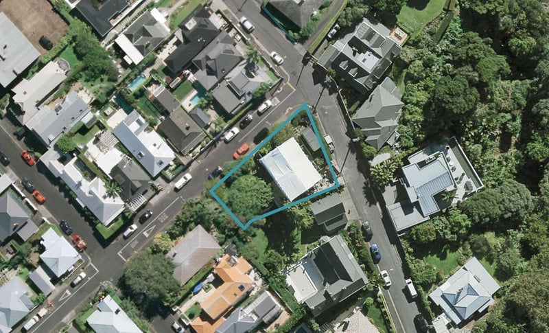 8 Tohunga Crescent, Parnell, Auckland - Carousel 1