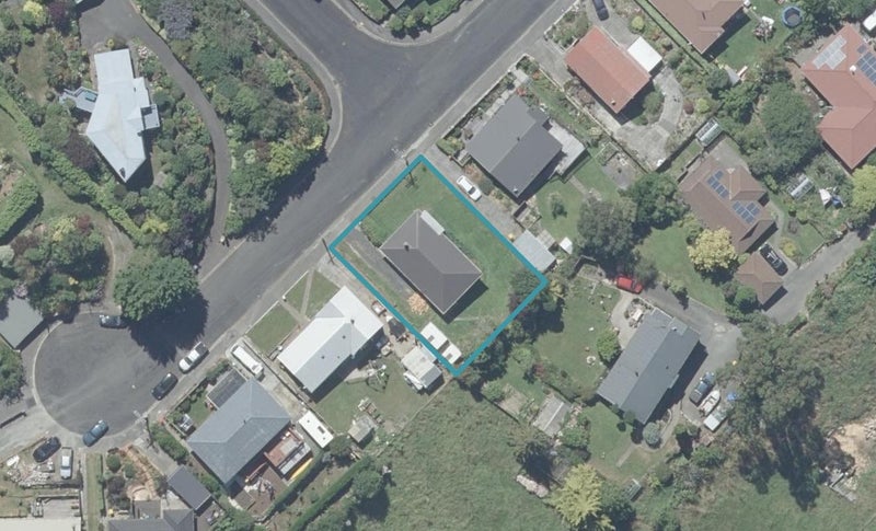 9 Springdon Avenue, Sawyers Bay, Port Chalmers - Carousel 1