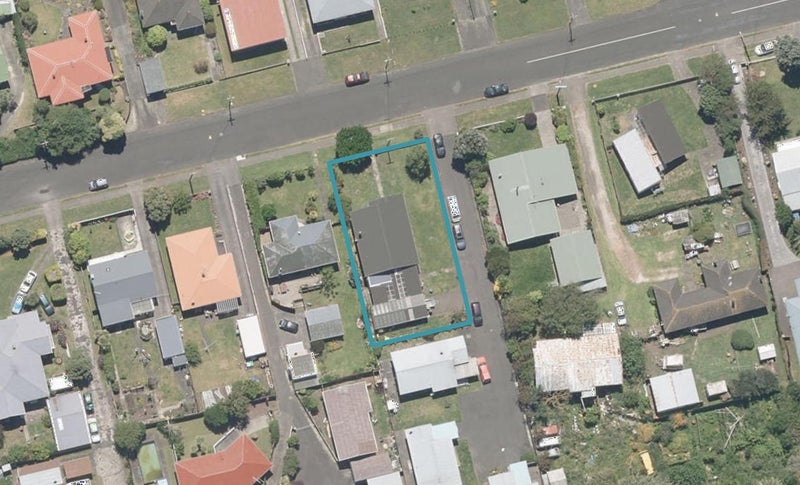 39 Rimu Street, Gonville, Whanganui - Carousel 1