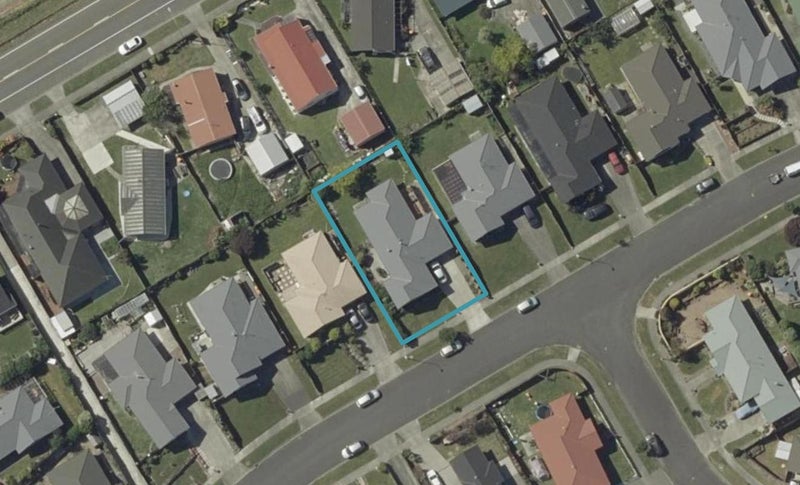 84 Parnell Heights, KELVIN GROVE, PALMERSTON NORTH - Carousel 1