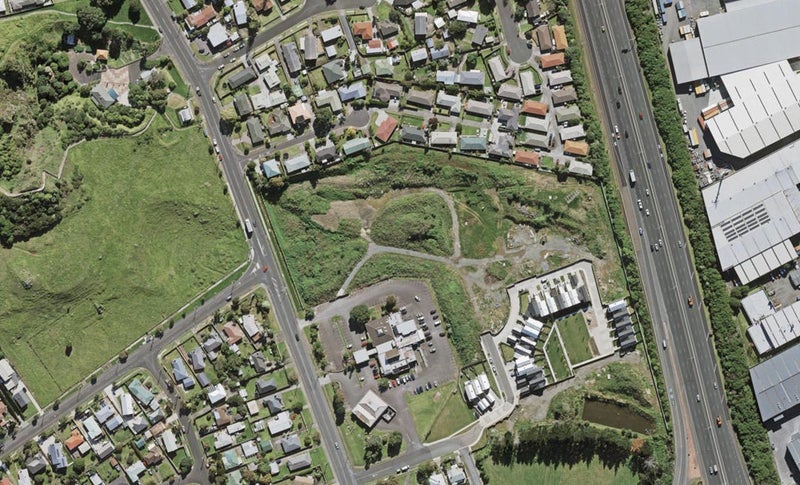 28 Huri Street, Mangere Bridge, Auckland - Carousel 1