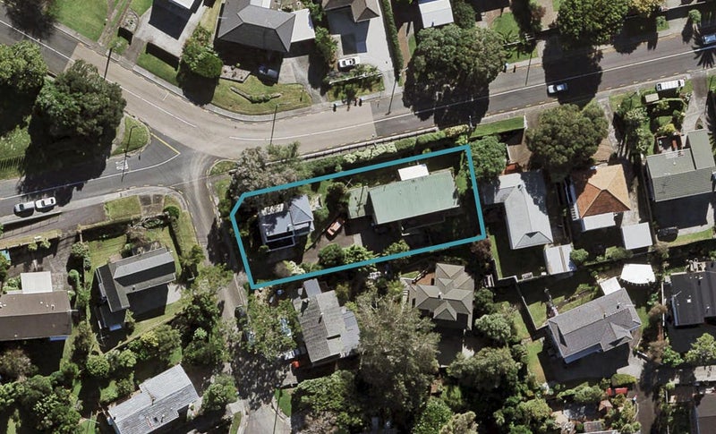 1A Lilac Grove, Hillsborough, Auckland - Carousel 1