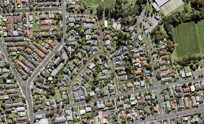 13D Windermere Crescent, Blockhouse Bay, Auckland - Carousel 1