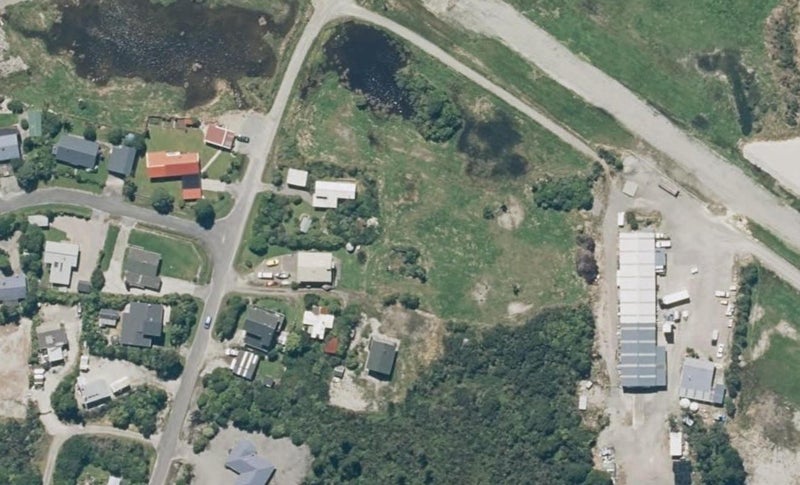 24 Neils Beach, JACKSON BAY, HAAST - Carousel 1