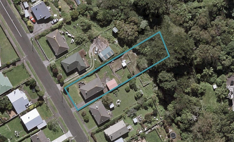 44 Banks Street, Marfell, New Plymouth - Carousel 1
