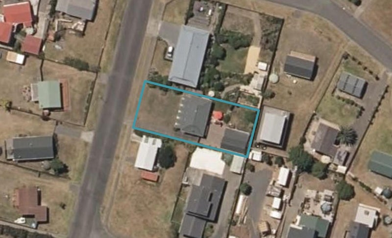 44 Kahukura Avenue, Waitarere Beach, Levin - Carousel 1