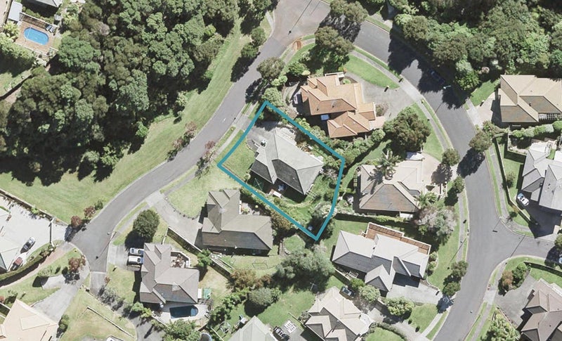 4 Sherwood Grove, Northcross, Auckland - Carousel 1