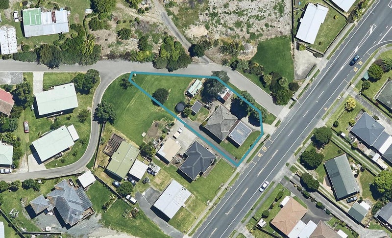 39 Cambridge Road, Judea, Tauranga - Carousel 1