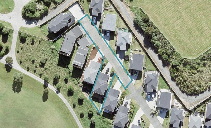 35 Maylee Crescent, Gulf Harbour, Whangaparaoa - Carousel 1