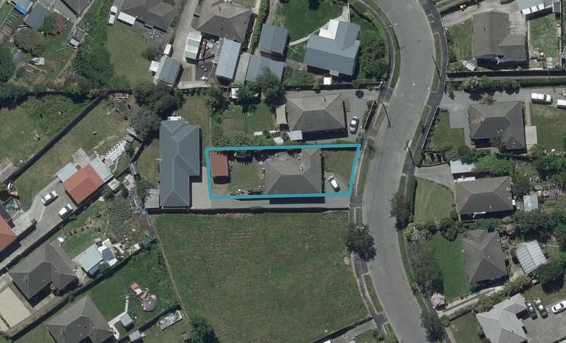 31 Bellbrook Crescent, Shirley, Christchurch - Carousel 1