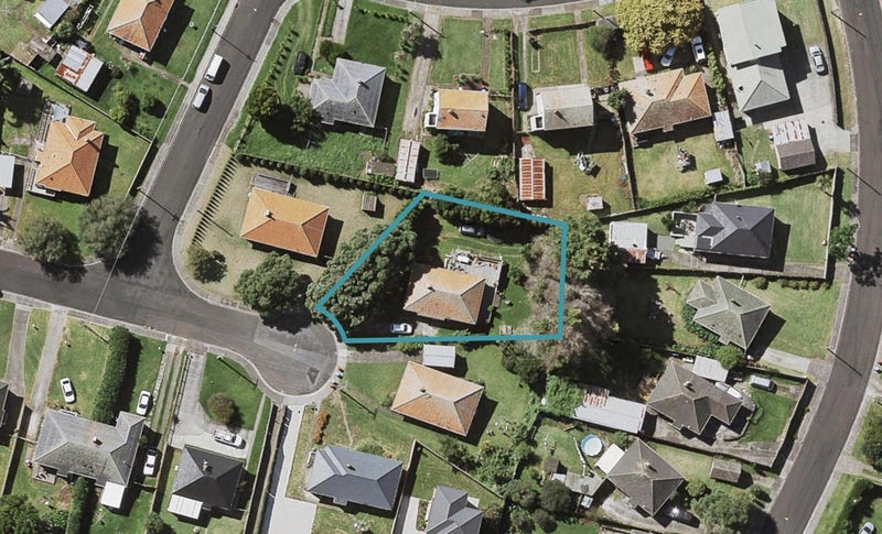 2 Trent Road, Panmure, Auckland - Carousel 1