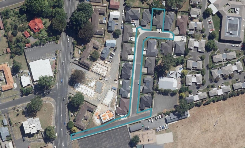15 Kennedy Lane, Hamilton East, Hamilton - Carousel 1