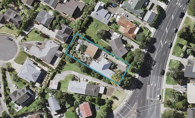 456 East Coast Road, Windsor Park, Auckland - Carousel 1