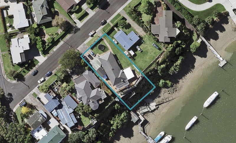 8 Riverview Road, Panmure, Auckland - Carousel 1