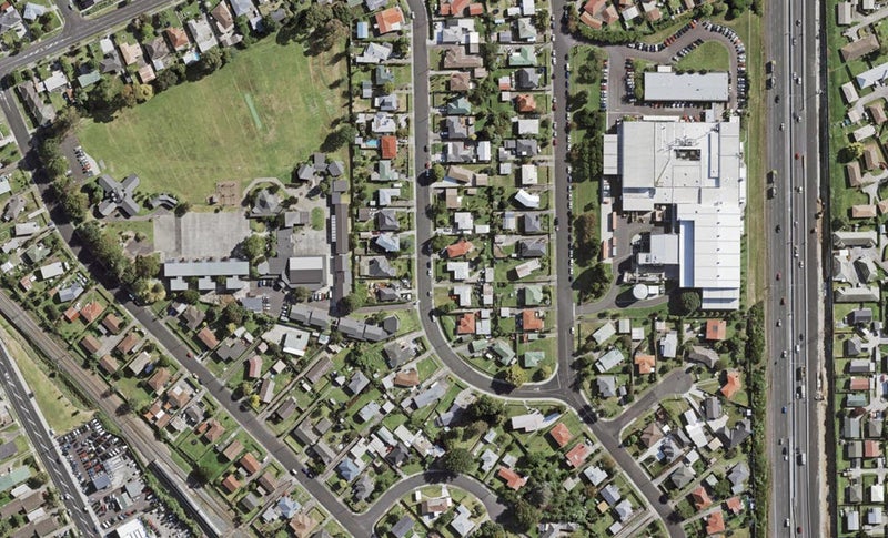 28A Greenmeadows Avenue, Manurewa East, Auckland - Carousel 1