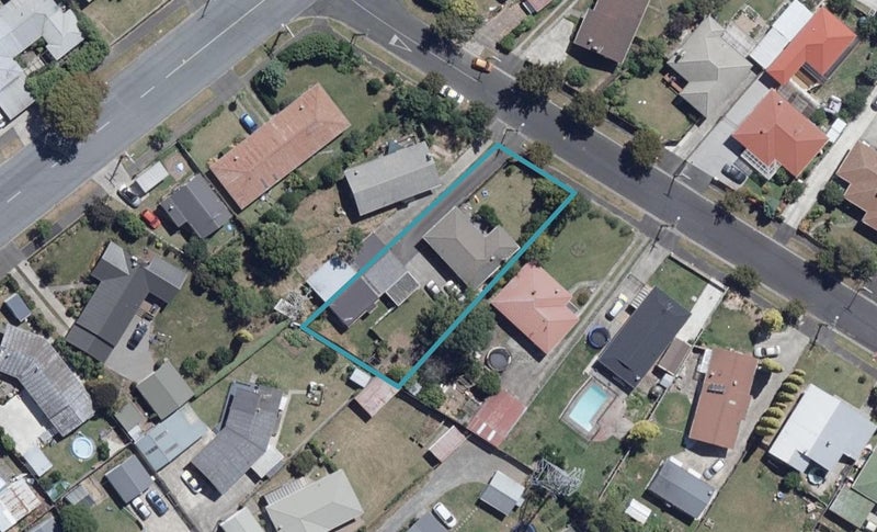 17 Yorkshire Road, Silverdale, Hamilton - Carousel 1
