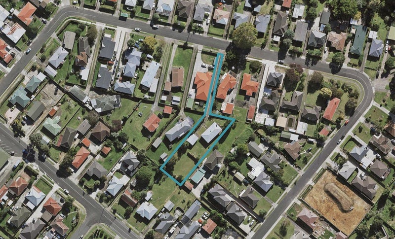 21 McLean Avenue, Papatoetoe, Auckland - Carousel 1