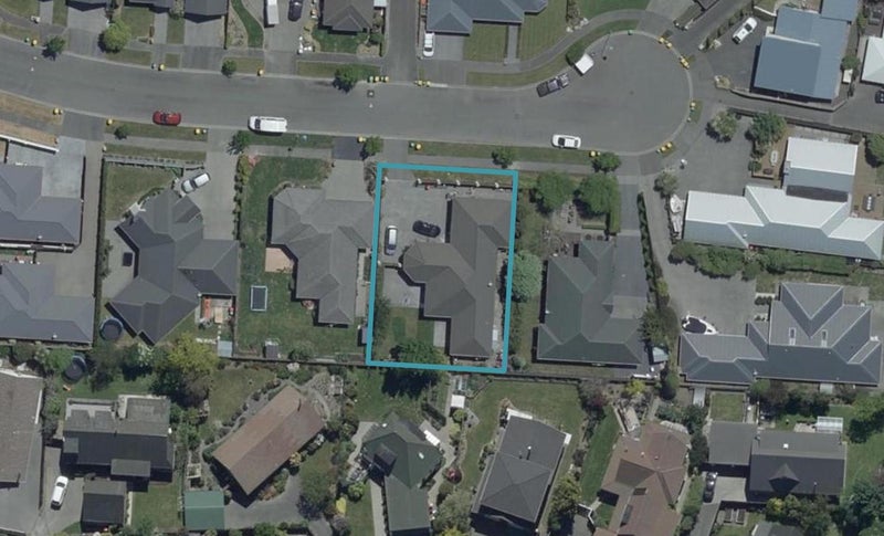 20 Harrys Way, Redwood, Christchurch - Carousel 1