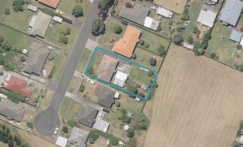 11 Brooking Street, Tawhero, Whanganui - Carousel 1