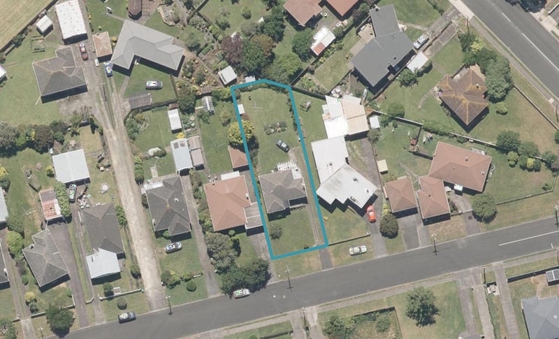 6 Rimu Street, Gonville, Whanganui - Carousel 1