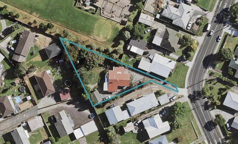 42 McKean Avenue, Manurewa, Auckland - Carousel 1