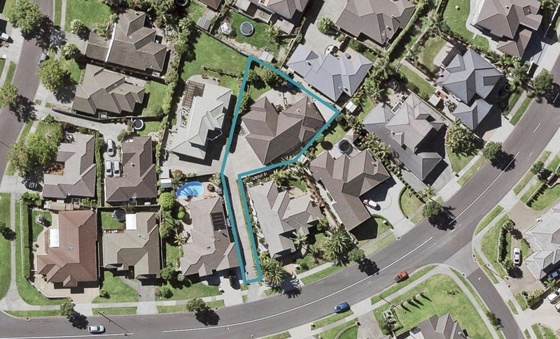 59 Moyrus Crescent, East Tamaki Heights, Auckland - Carousel 1