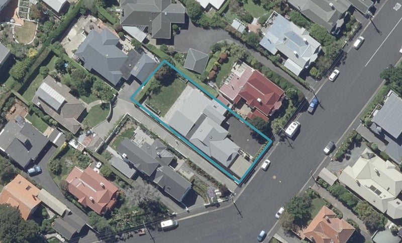 12 Prestwick Street, Maori Hill, Dunedin - Carousel 1