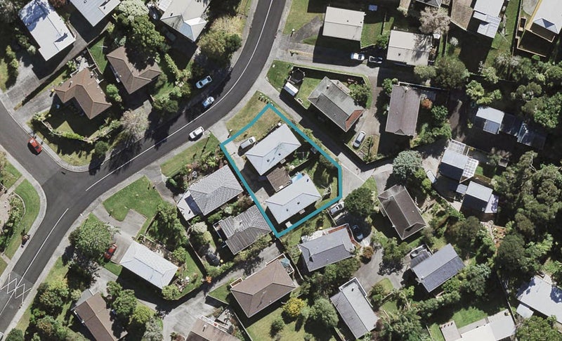 2/137 Spinella Drive, Bayview, Auckland - Carousel 1