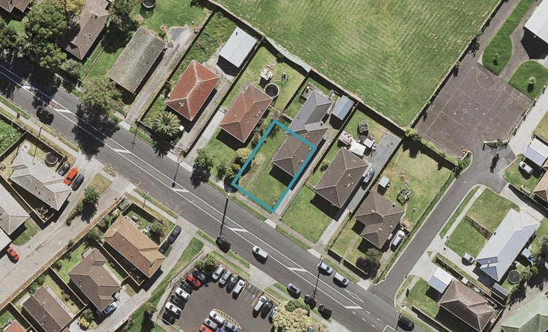 114 Robertson Road, Mangere East, Auckland - Carousel 1