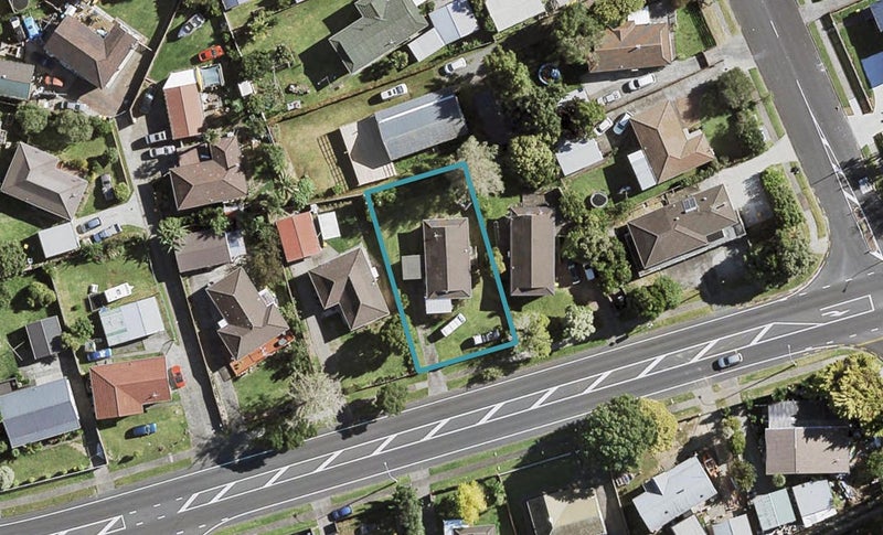 241 Mahia Road, Weymouth, Auckland - Carousel 1