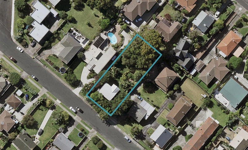 27 Quebec Road, Milford, Auckland - Carousel 1