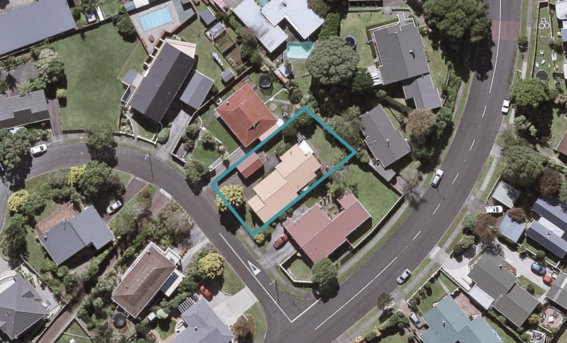 4 Cabot Place, Frankleigh Park, New Plymouth - Carousel 1