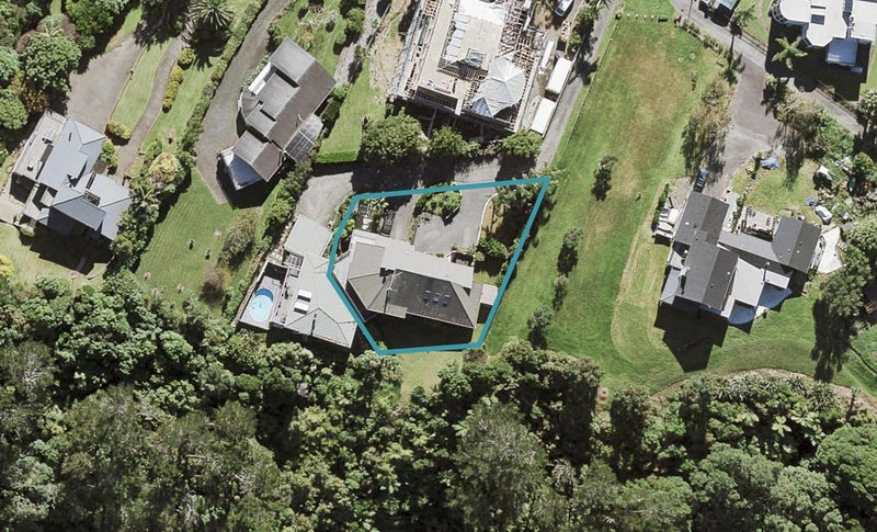 37A Sylvania Crescent, Lynfield, Auckland - Carousel 1