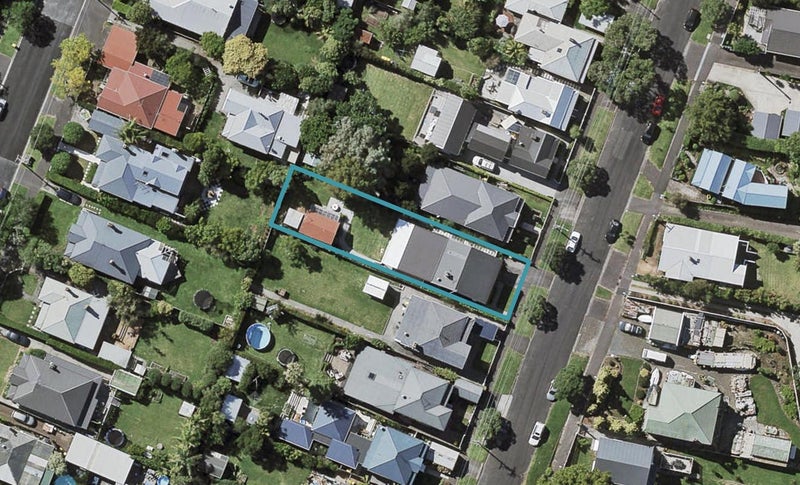 21 William Bond Street, Stanley Point, Auckland - Carousel 1
