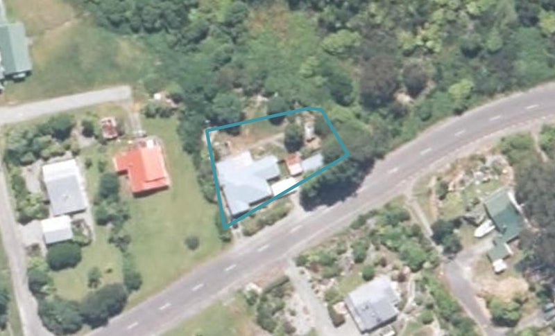71 McGill Street, Waimangaroa, Westport - Carousel 1
