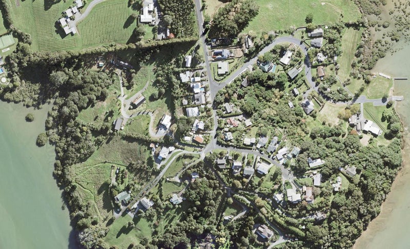 32 Green Road, Warkworth - Carousel 1