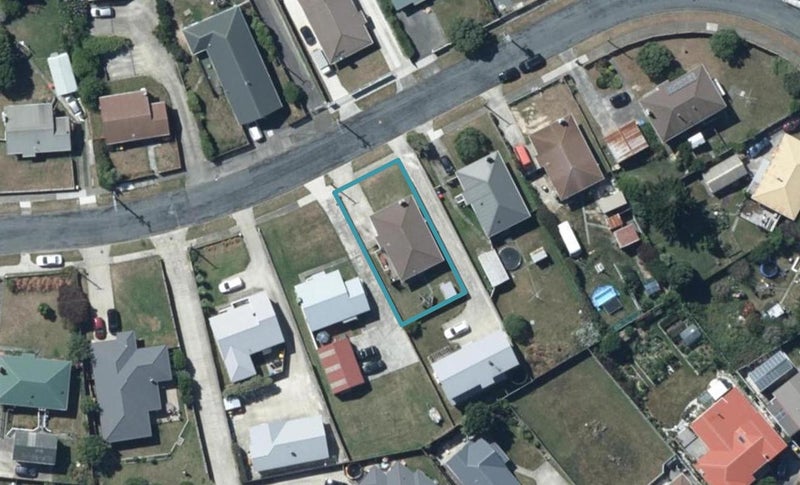 13 Opapa Street, Titahi Bay, Porirua - Carousel 1