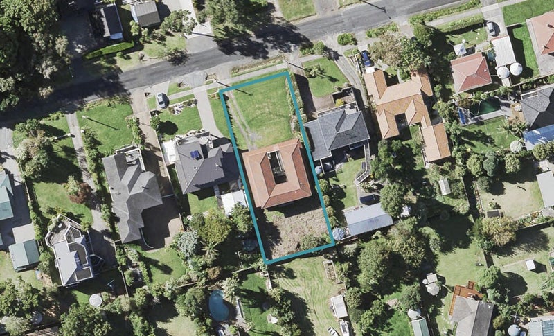 69 First View Avenue, Beachlands, Auckland - Carousel 1