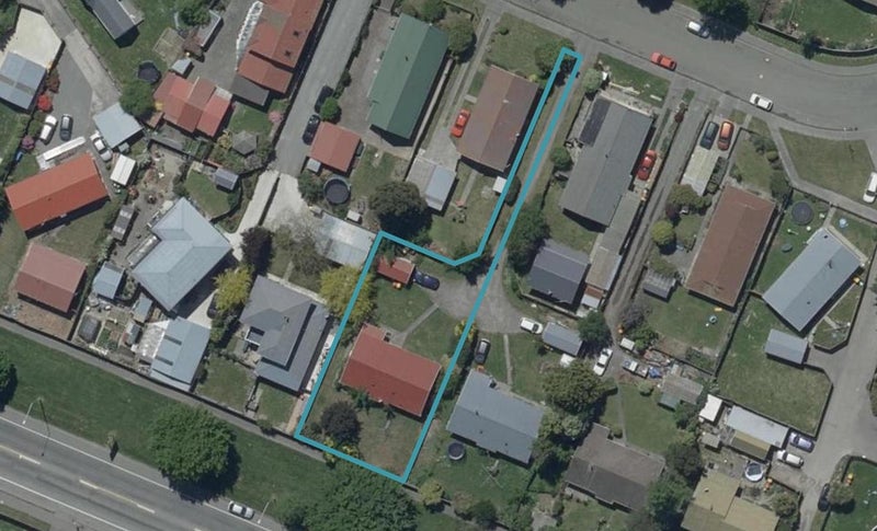 53 Pensacola Crescent, Broomfield, Christchurch - Carousel 1