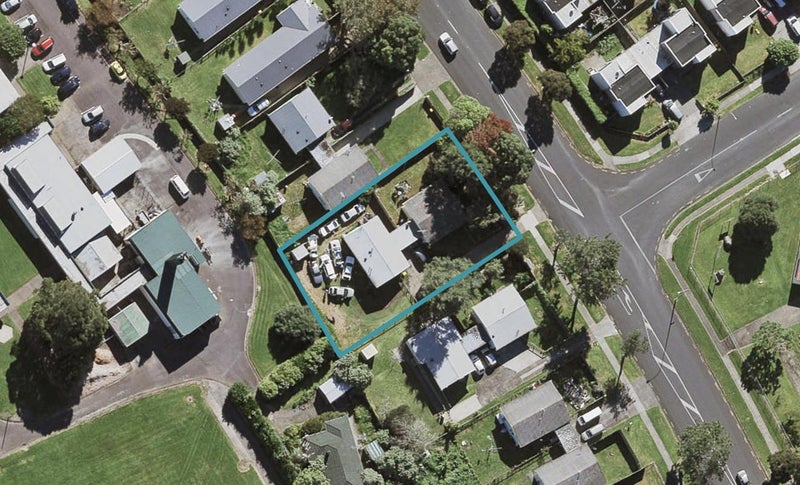41 Bader Drive, Māngere, Auckland - Carousel 1