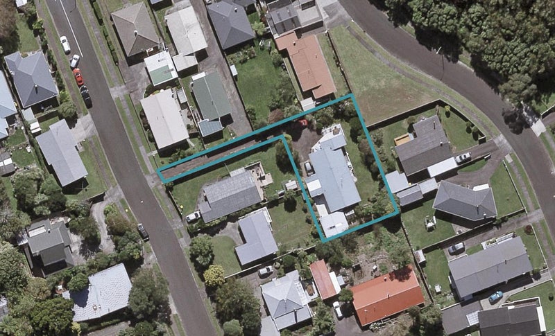 3A Mayfair Place, Westown, New Plymouth - Carousel 1
