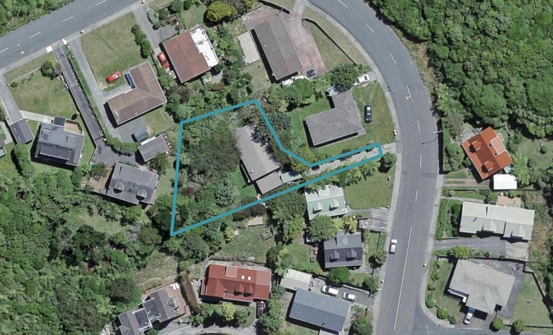 53 Montgomery Avenue, Karori, Wellington - Carousel 1