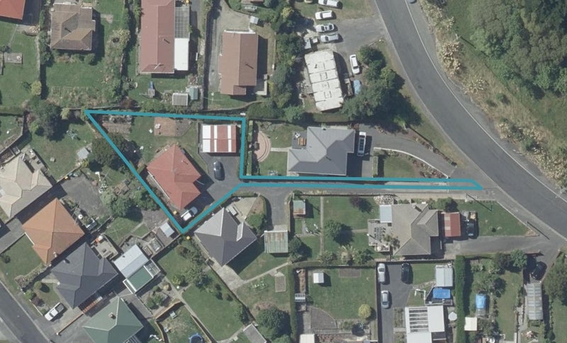 6B Christie Street, Abbotsford, Dunedin - Carousel 1