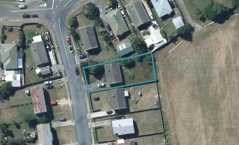 86 Kokiri Crescent, Waitangirua, Porirua - Carousel 1