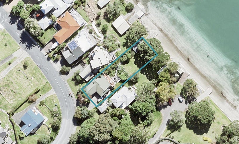 4 Gordon Craig Place, Algies Bay, Warkworth - Carousel 1