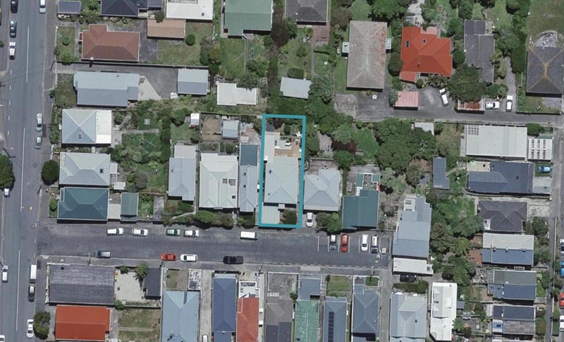 7 Glendavar Street, Berhampore, Wellington - Carousel 1