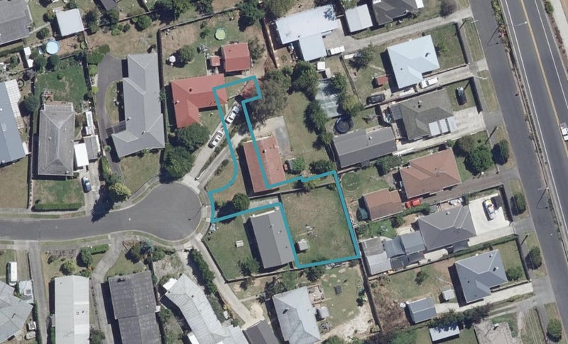 3/7 Robert Grigg Place, Hamilton East, Hamilton - Carousel 1