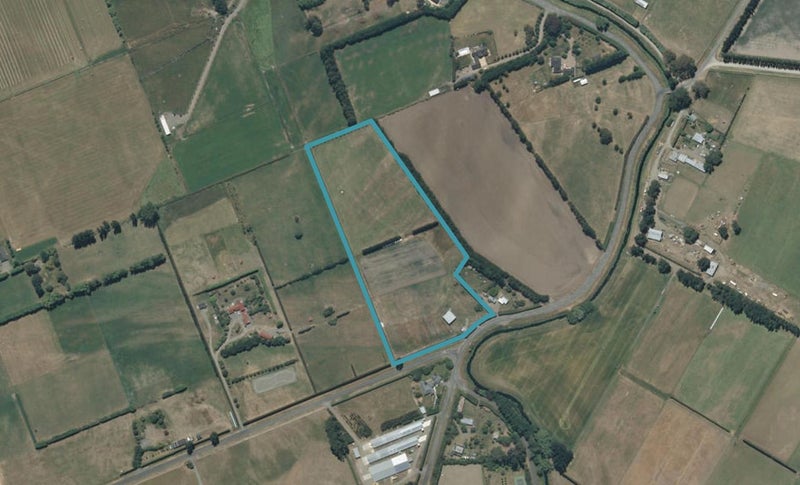 276 River Road, Christchurch - Carousel 1