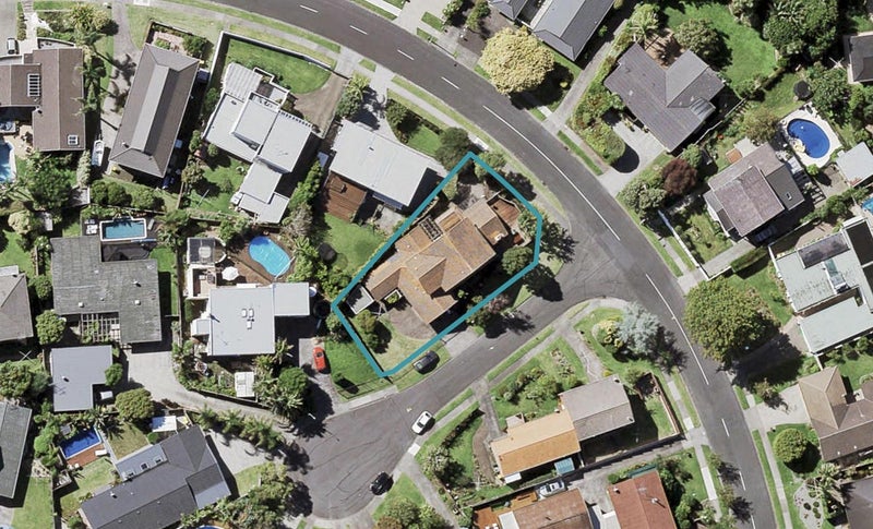 79 Bramley Drive, Farm Cove, Auckland - Carousel 1